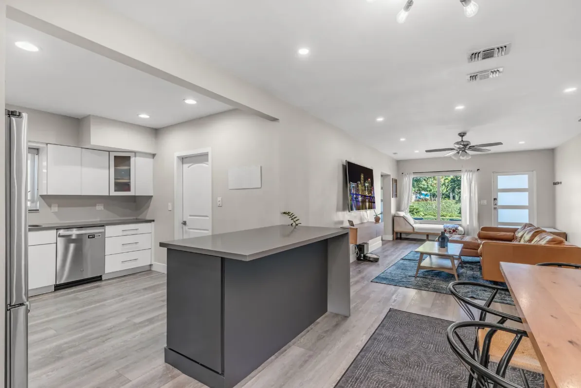 Beachfront Penthouse — real estate photography in Sunny Isles Beach by Estate Shutter Florida