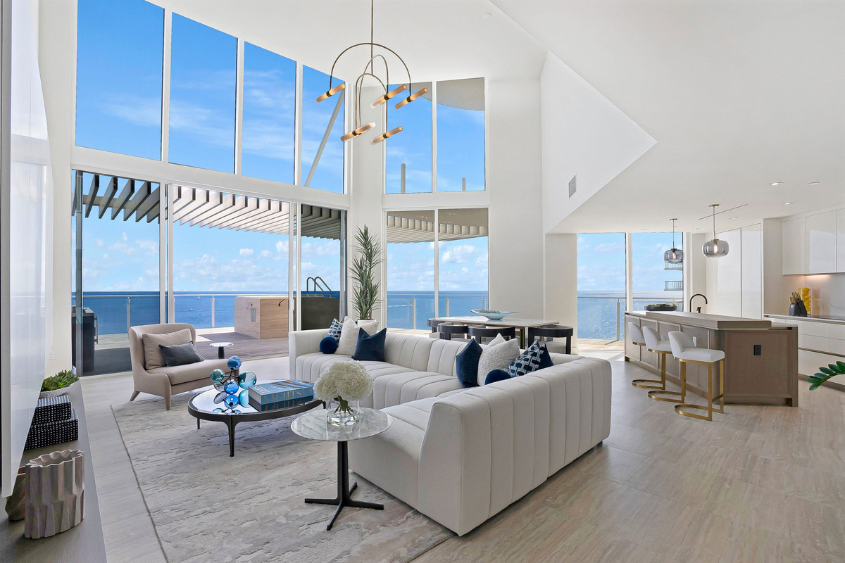 Oceanfront Terrace Living - Bal Harbour real estate photography