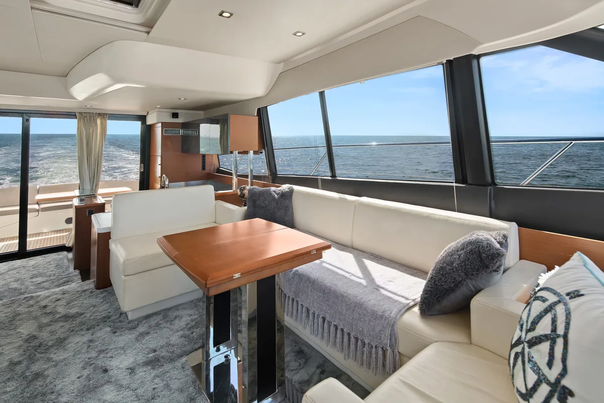 Naples Yacht Master Suite